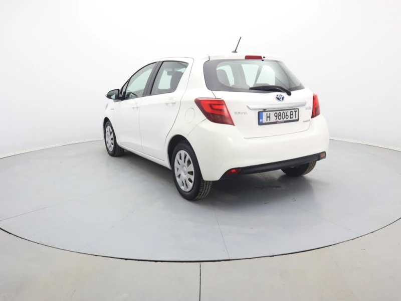 Toyota Yaris, снимка 9 - Автомобили и джипове - 48570187