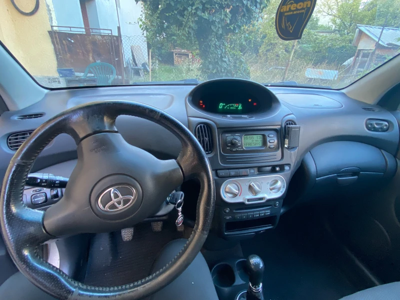 Toyota Yaris verso 1.4 D4D, снимка 5 - Автомобили и джипове - 48694701