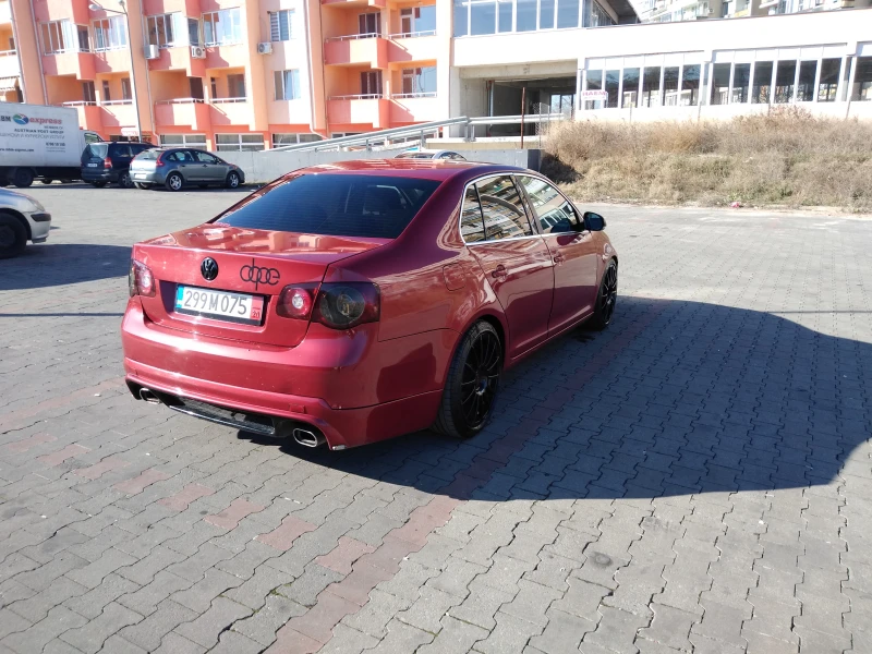 VW Jetta, снимка 10 - Автомобили и джипове - 49210317