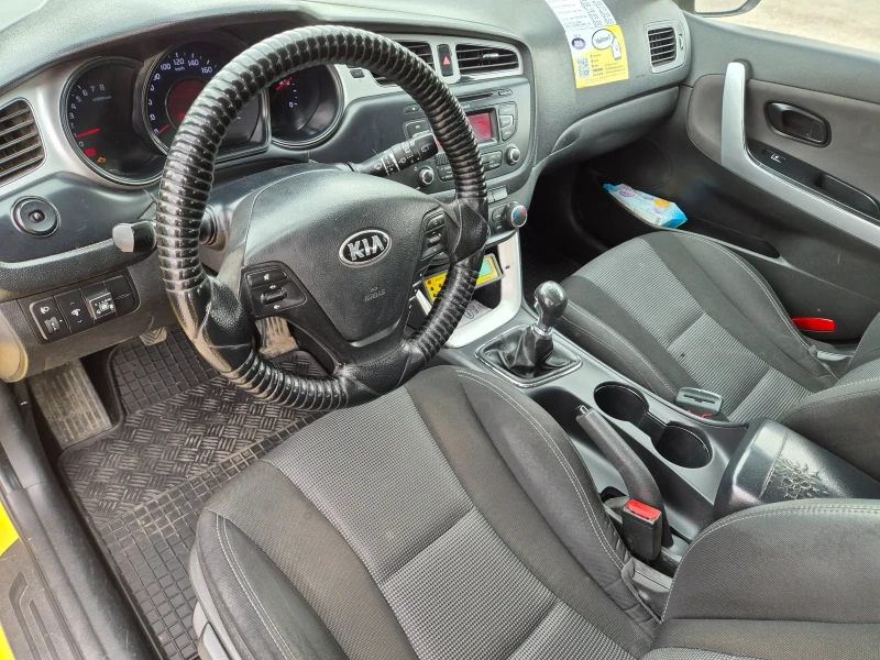 Kia Ceed 1.4 Газ!, снимка 10 - Автомобили и джипове - 52578527