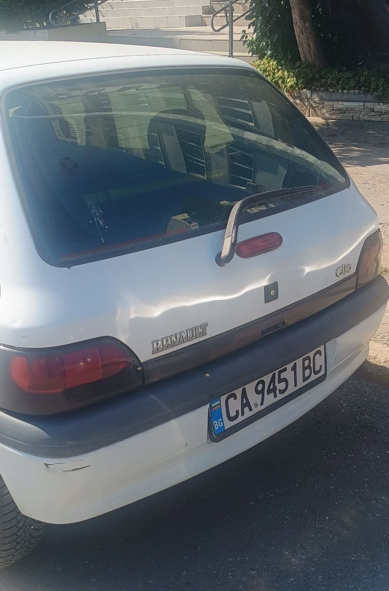 Renault Clio Clio 1, снимка 4 - Автомобили и джипове - 52676676