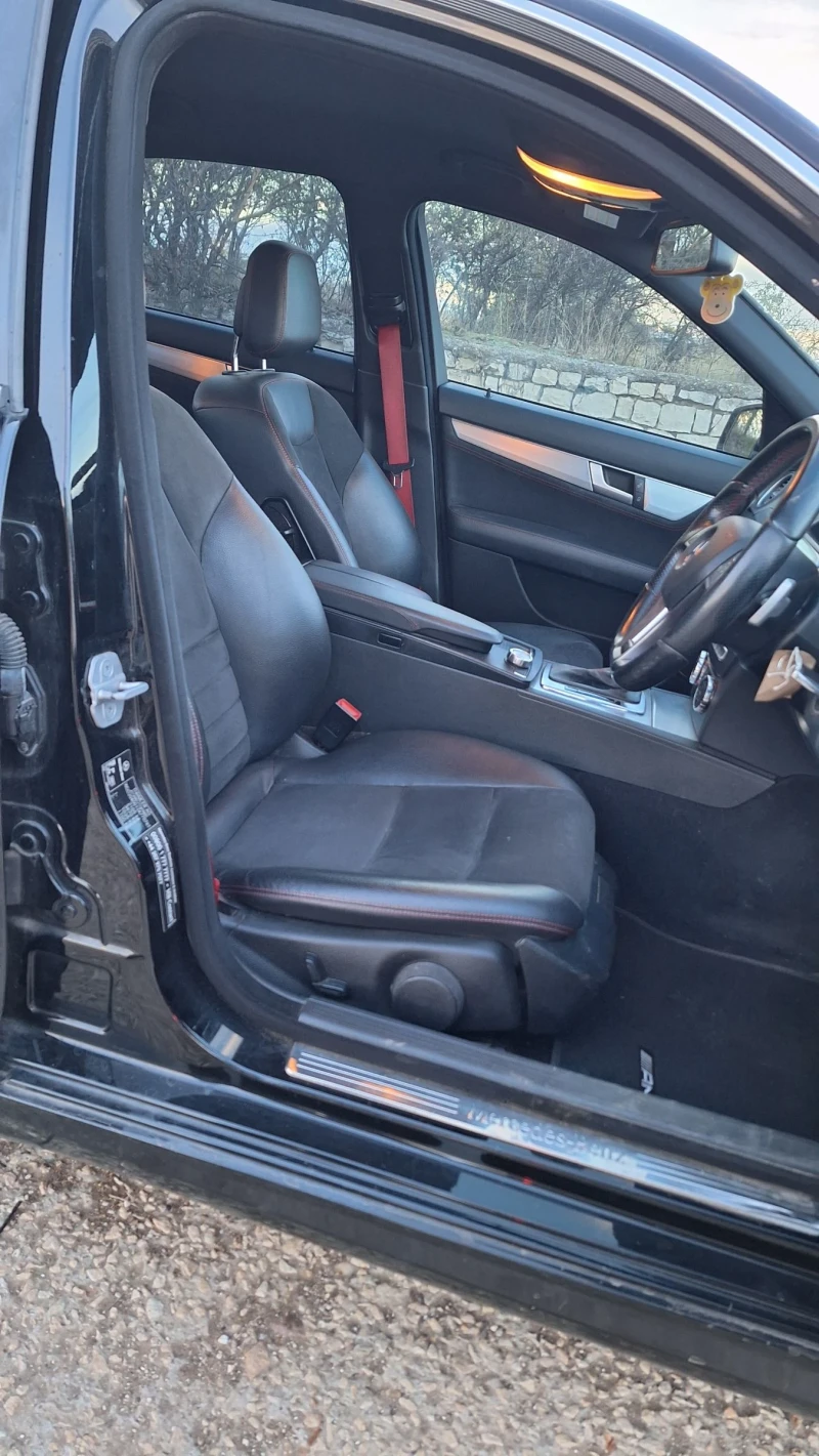 Mercedes-Benz C 200 CDI AMG-Line, снимка 12 - Автомобили и джипове - 52188564