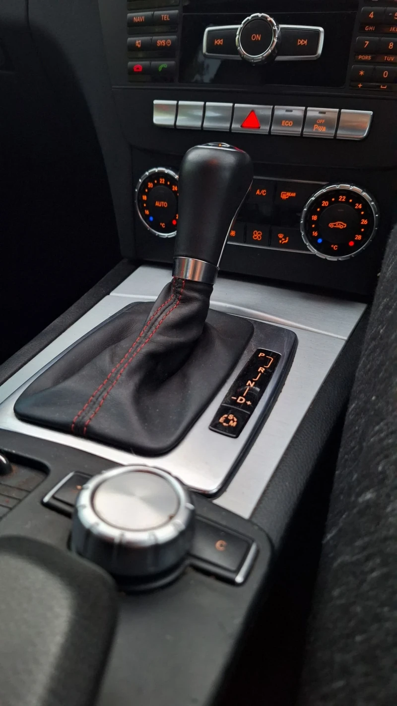 Mercedes-Benz C 200 CDI AMG-Line, снимка 8 - Автомобили и джипове - 52188564