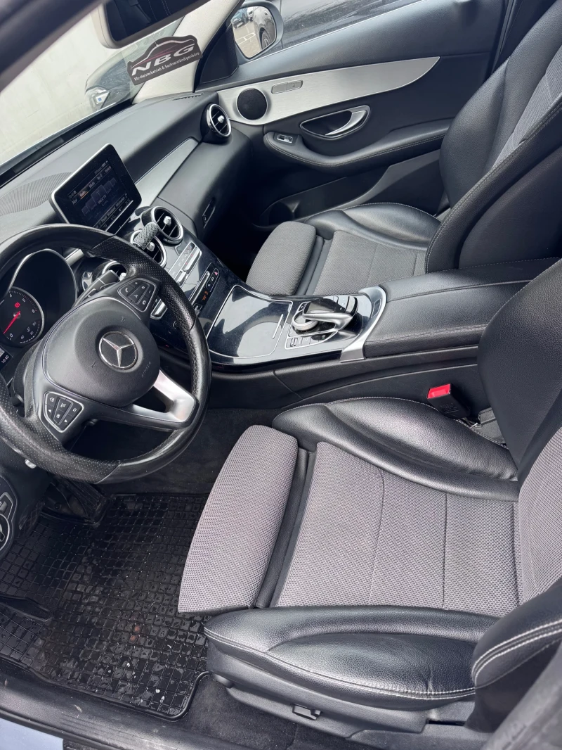Mercedes-Benz C 220, снимка 9 - Автомобили и джипове - 52590783