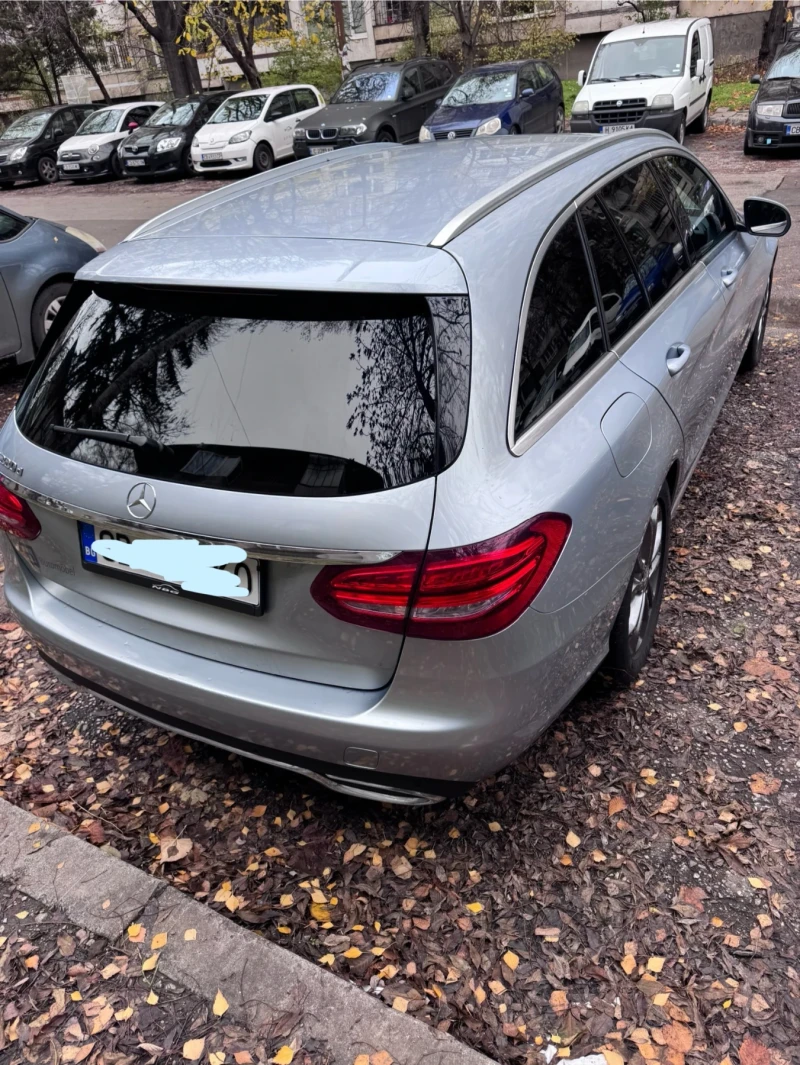 Mercedes-Benz C 220, снимка 5 - Автомобили и джипове - 52590783