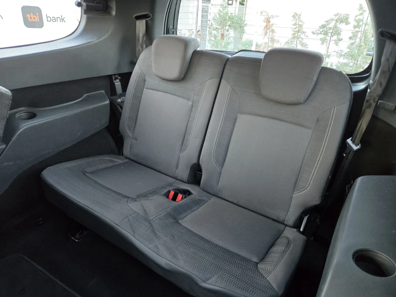 Dacia Lodgy 1.6i-85kc= 7МЕСТА= ГАЗ= НАВИ= PRESTIGE= 191.000km, снимка 10 - Автомобили и джипове - 52736043