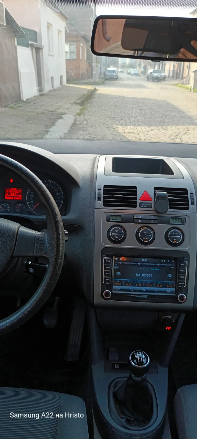 VW Touran 1.9  105к.с., снимка 5 - Автомобили и джипове - 52801368