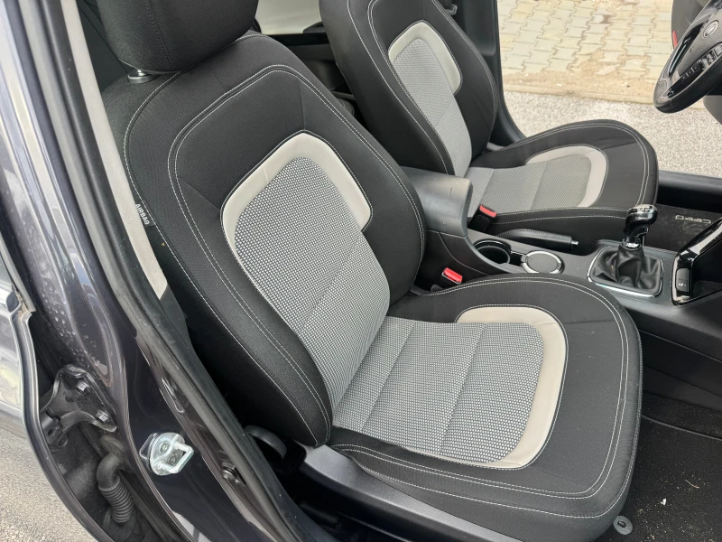 Kia Ceed 1.6 i, снимка 8 - Автомобили и джипове - 53052137