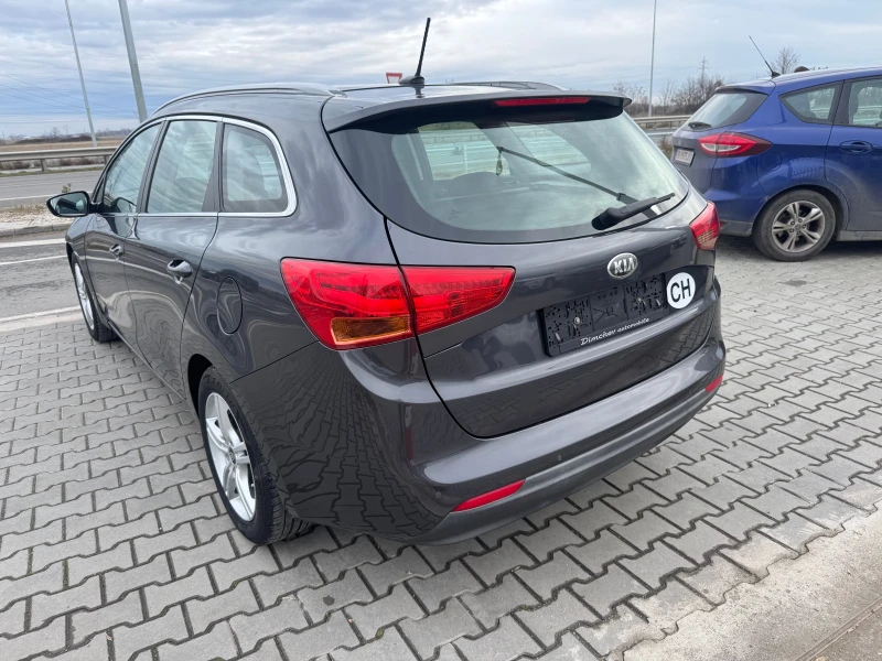 Kia Ceed 1.6 i, снимка 5 - Автомобили и джипове - 53052137