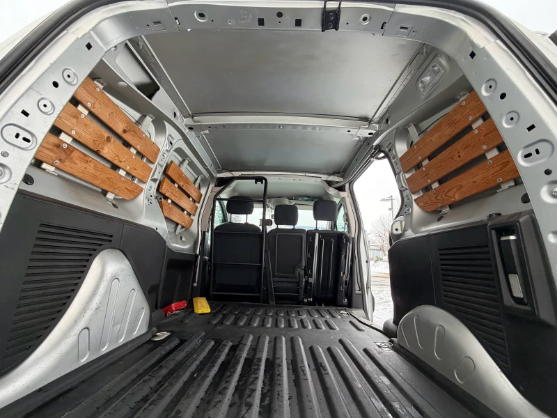 Peugeot Partner ОБСЛУЖЕН* ТОВАРЕН КАТО НОВ* АТЕРМИЧНО СТЪКЛО* 1.6 , снимка 14 - Автомобили и джипове - 53211930