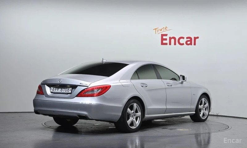Mercedes-Benz CLS, снимка 2 - Автомобили и джипове - 53361112