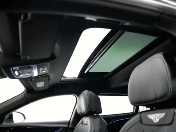 Bentley Flying Spur 4.0 V8 Hybrid, снимка 12 - Автомобили и джипове - 54540615