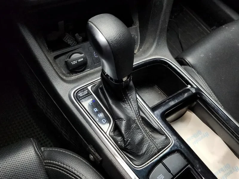 Hyundai Sonata, снимка 17 - Автомобили и джипове - 54819282