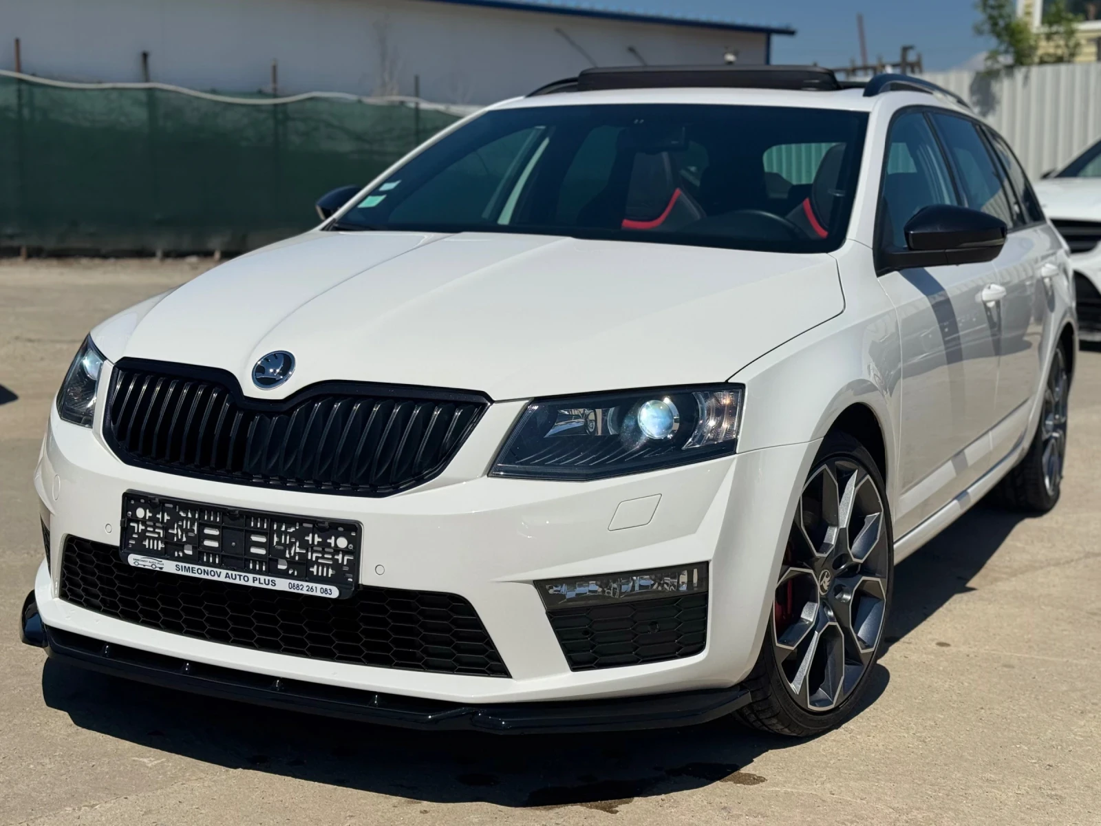 Skoda Octavia VRS/2.0d DSG ПАНОРАМА KEY-LESS ACTIVE-SOUND MAXTON - изображение 4