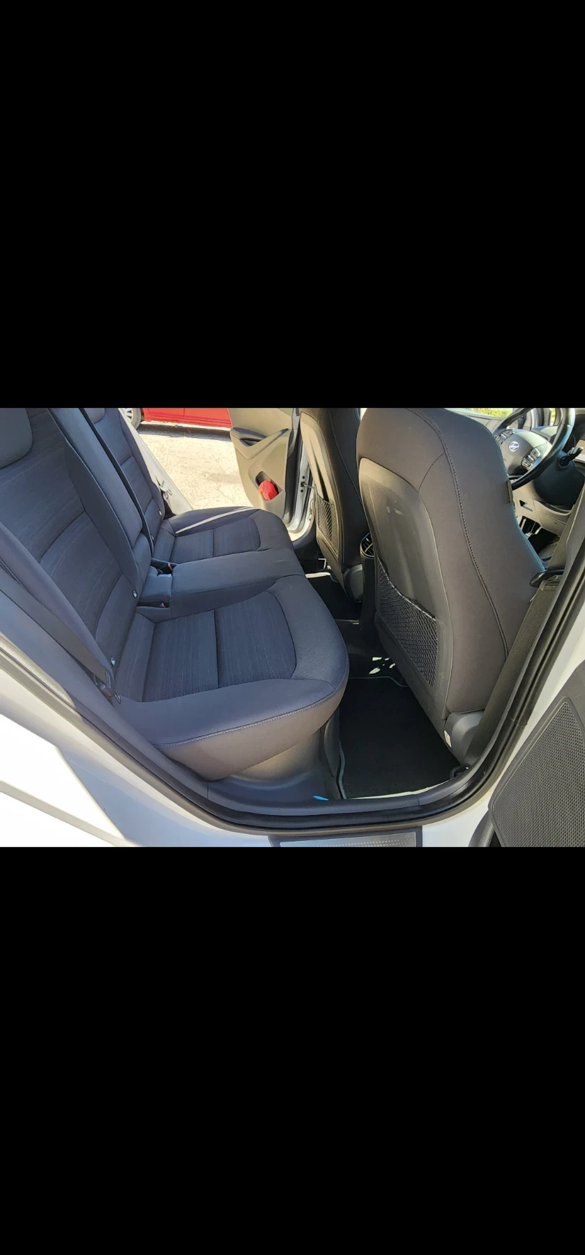 Hyundai Ioniq Ionic  - изображение 9
