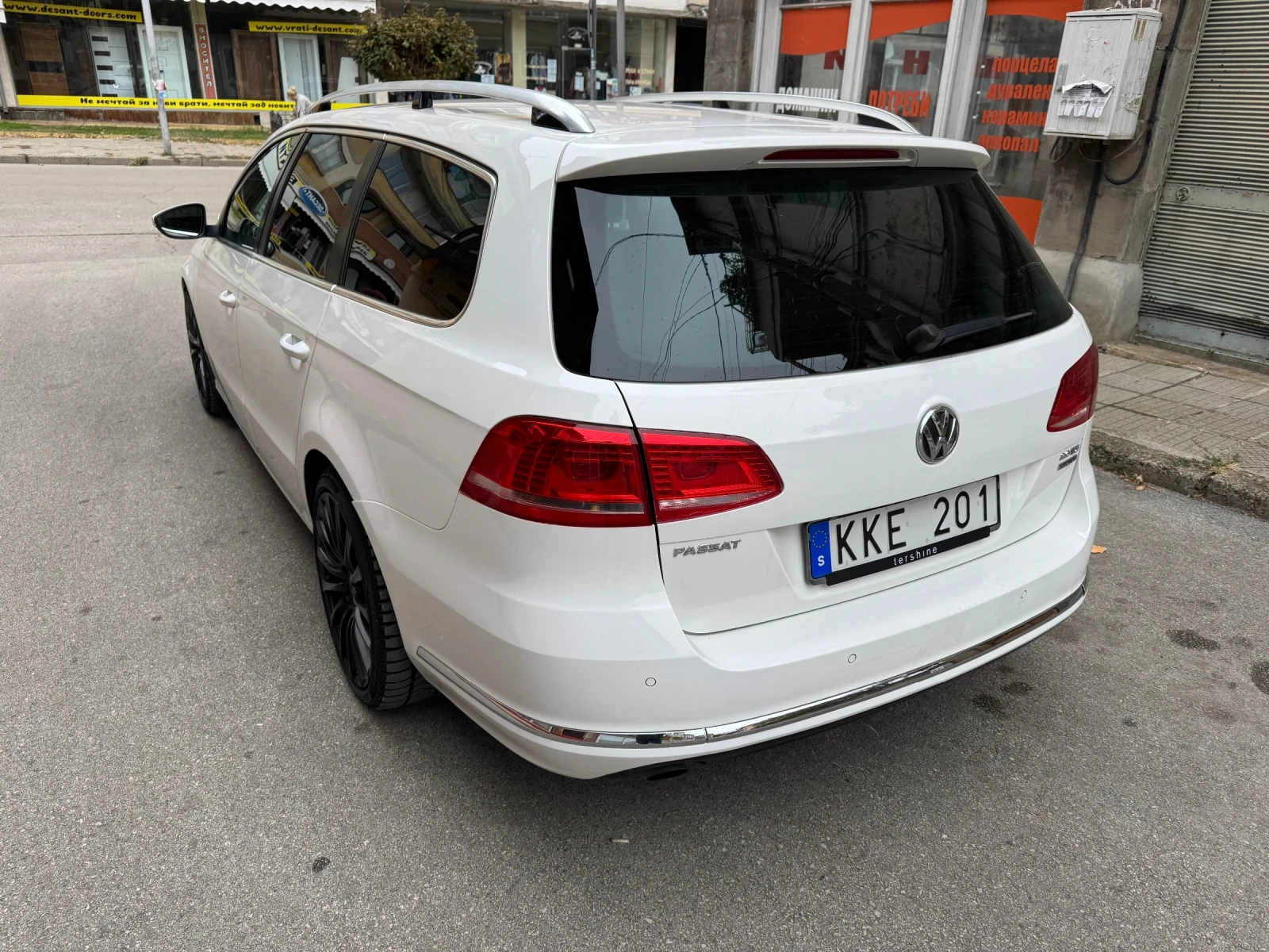 VW Passat R Line 4.4 - изображение 5