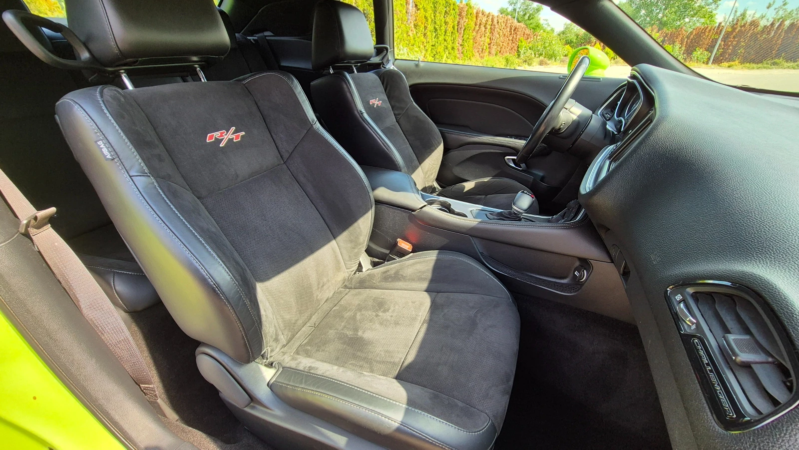 Dodge Challenger 5.7 HEMI / RT+  | Mobile.bg — изображение 11