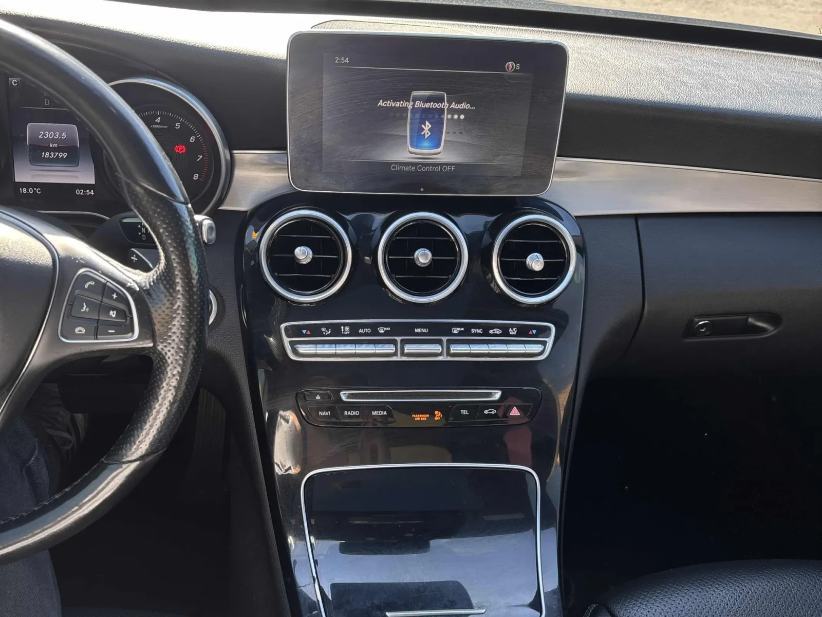 Mercedes-Benz C 300 * 4MATIC * CARFAX * БЕЗ ПЪРВОНАЧАЛНА ВНОСКА - изображение 8