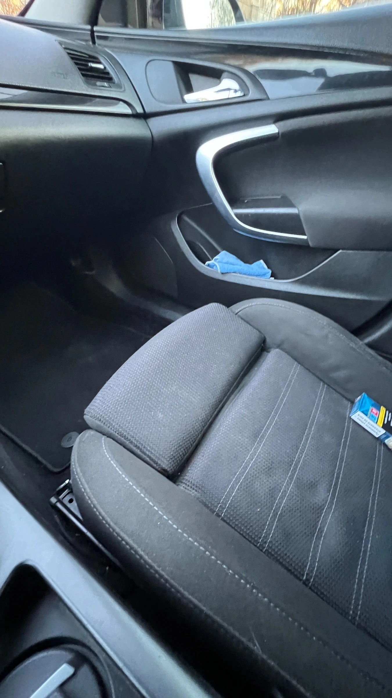 Opel Insignia комби - изображение 7