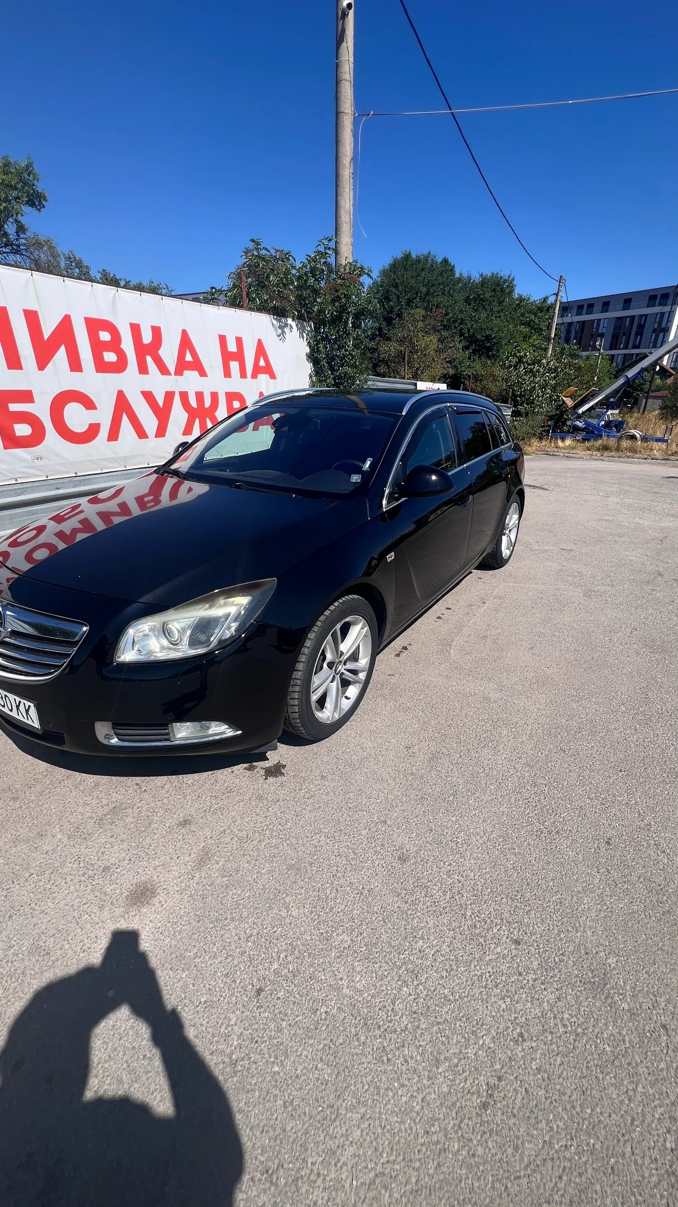 Opel Insignia комби, снимка 2 - Автомобили и джипове - 54720872