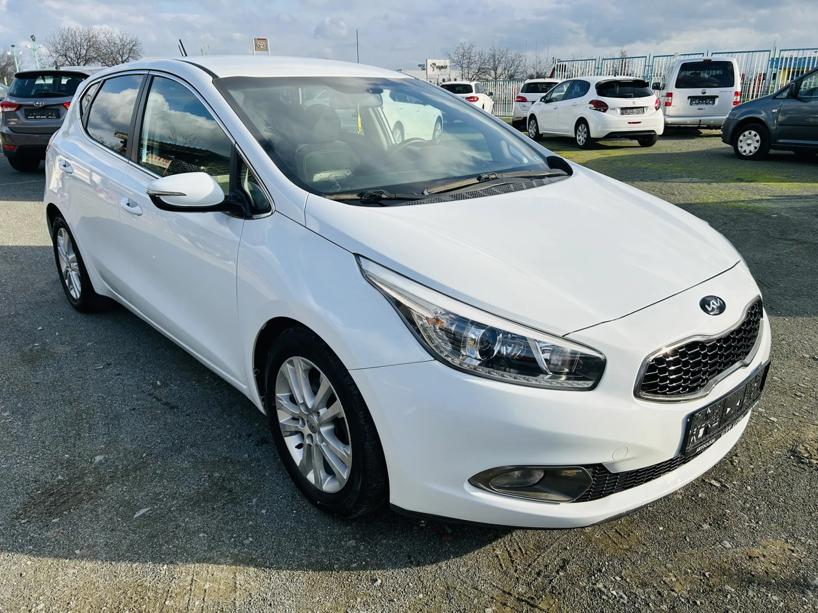 Kia Ceed 1.6 CRDi* FACELIFT* EURO5 | Mobile.bg   7