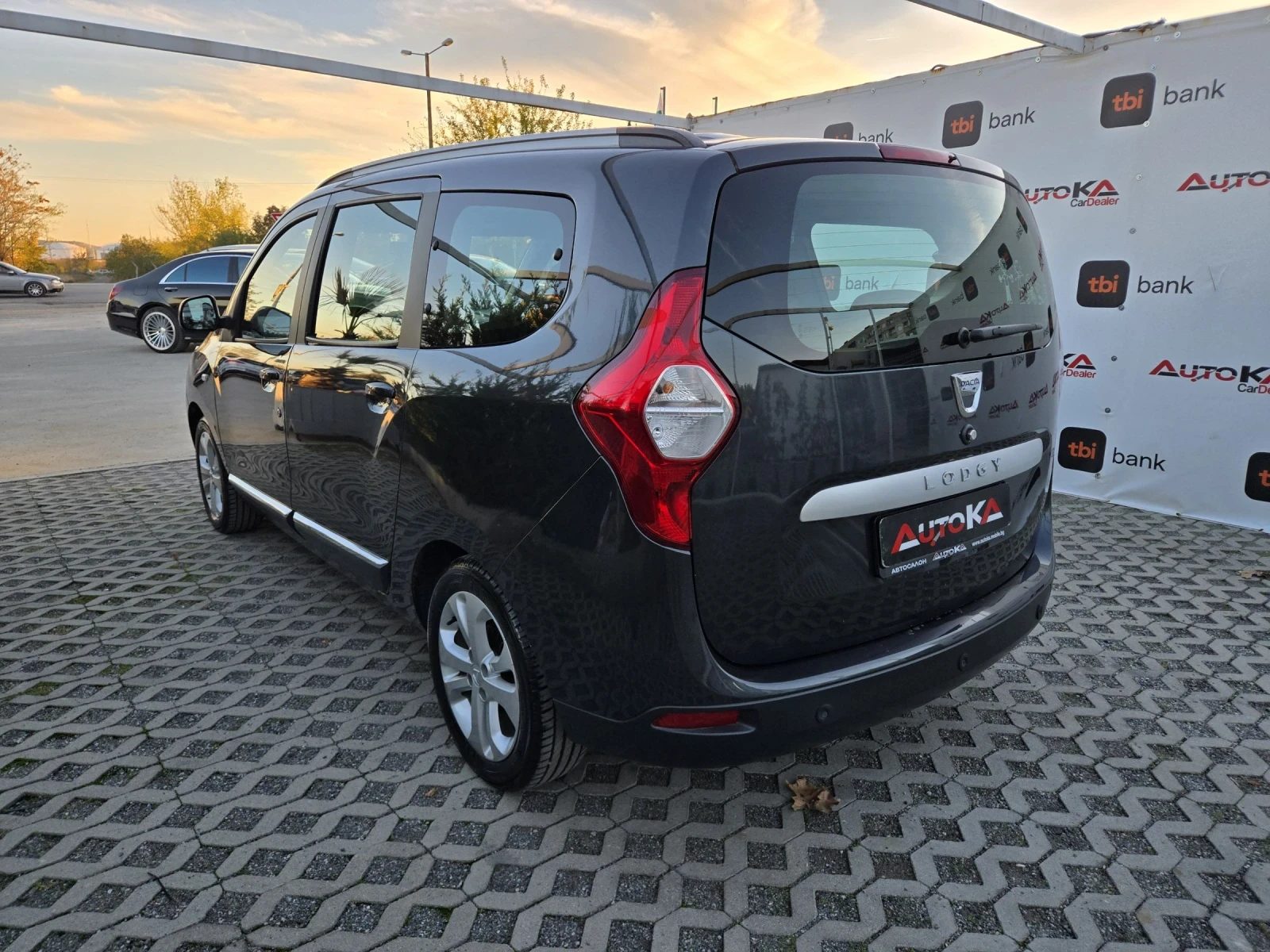 Dacia Lodgy 1.6i-85kc= 7МЕСТА= ГАЗ= НАВИ= PRESTIGE= 191.000km - изображение 5