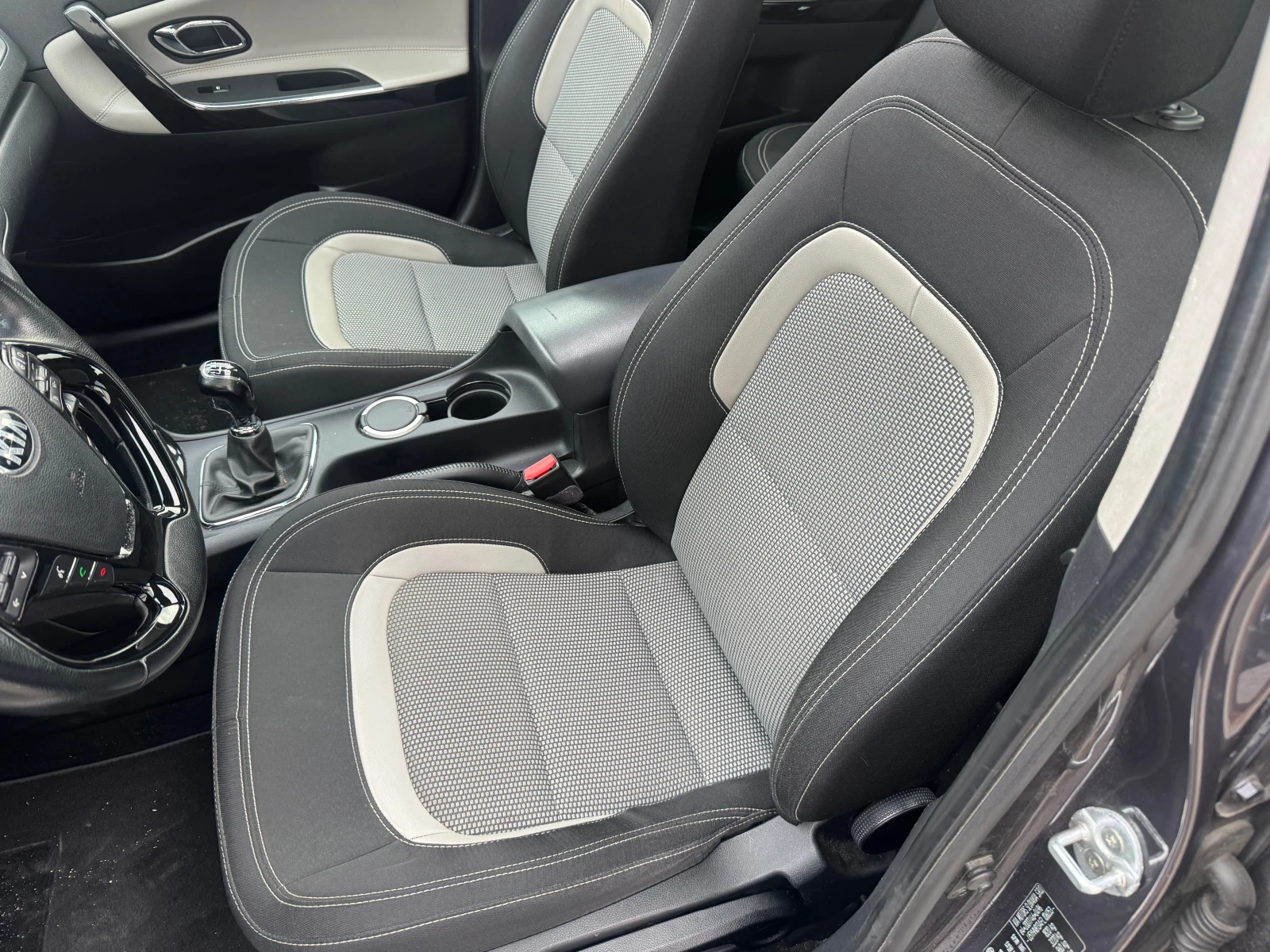 Kia Ceed 1.6 i - изображение 7