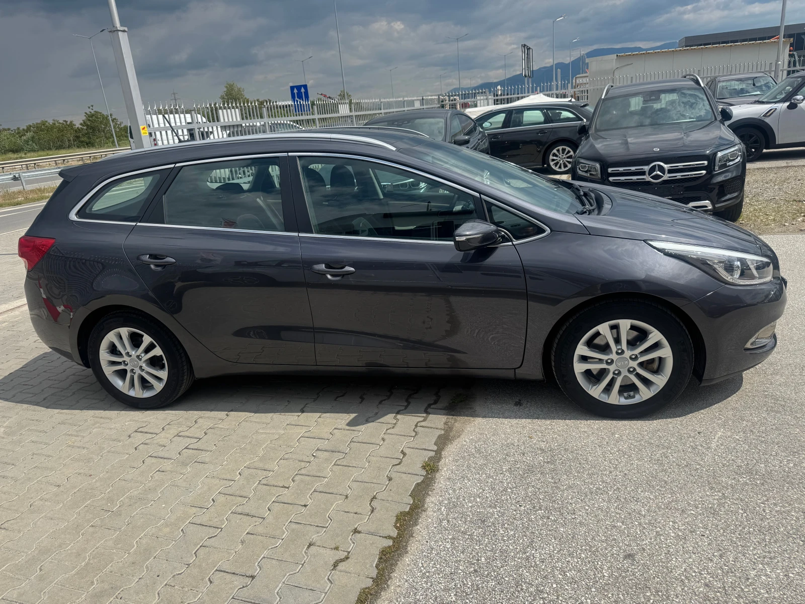 Kia Ceed 1.6 i Panorama | Mobile.bg � ����������� 4