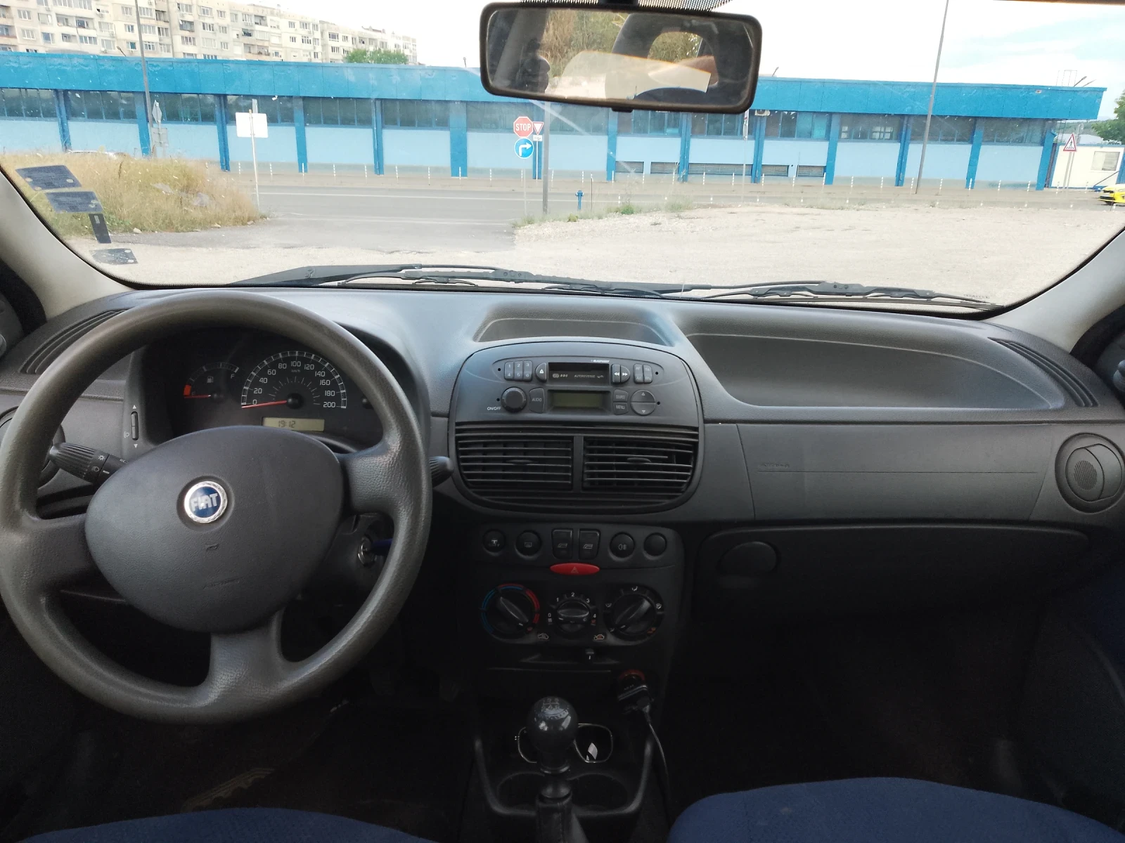 Fiat Punto, снимка 6 - Автомобили и джипове - 55165207