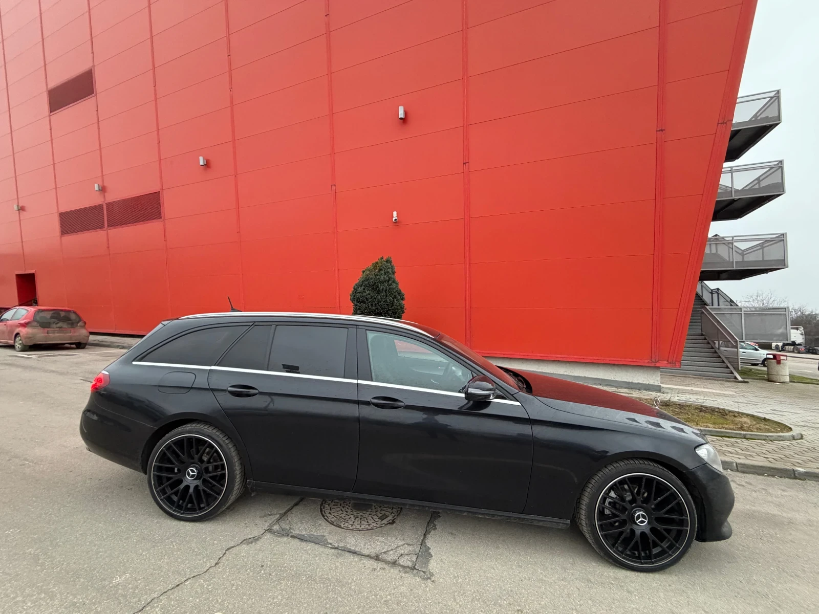 Mercedes-Benz E 220 БАРТЕР* 9G* Led - изображение 3