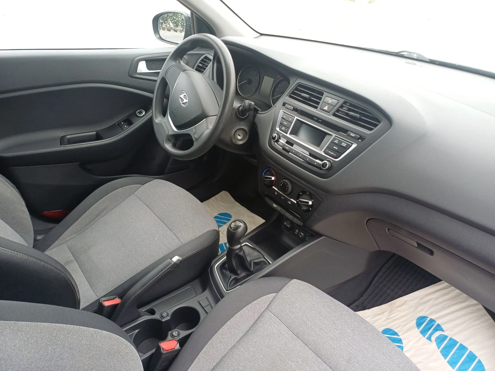 Hyundai I20 | Mobile.bg � ����������� 10