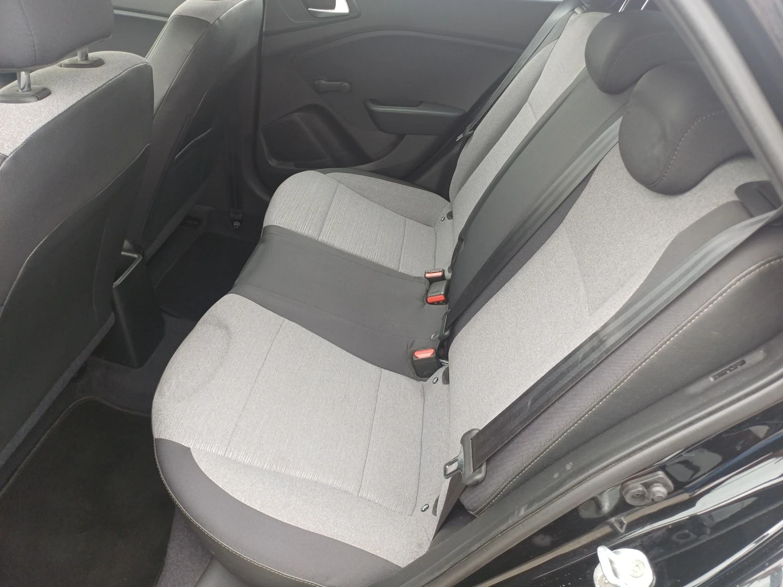 Hyundai I20 | Mobile.bg � ����������� 12