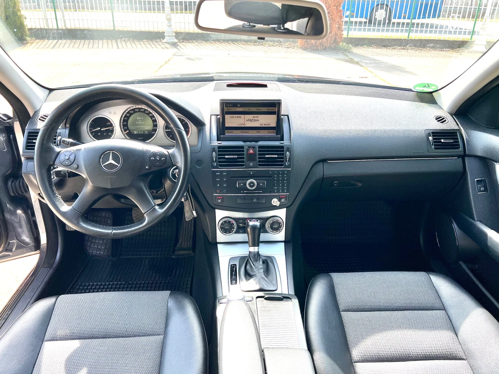 Mercedes-Benz C 220 AVANTGARDE , снимка 6 - Автомобили и джипове - 53711039