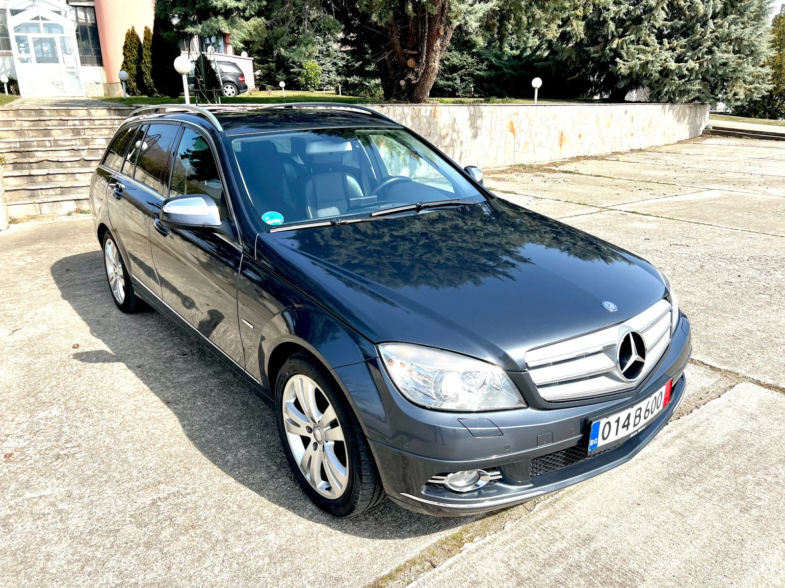 Mercedes-Benz C 220 AVANTGARDE , снимка 2 - Автомобили и джипове - 53711039