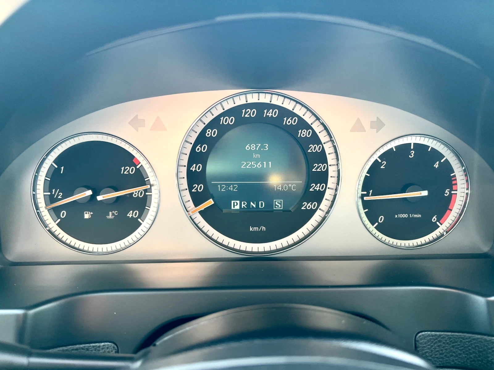 Mercedes-Benz C 220 AVANTGARDE , снимка 14 - Автомобили и джипове - 53711039