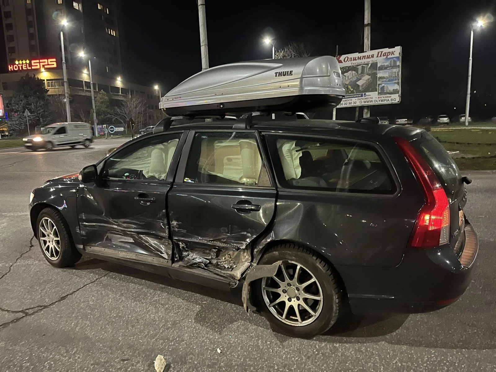 Volvo V50, снимка 3 - Автомобили и джипове - 53756614