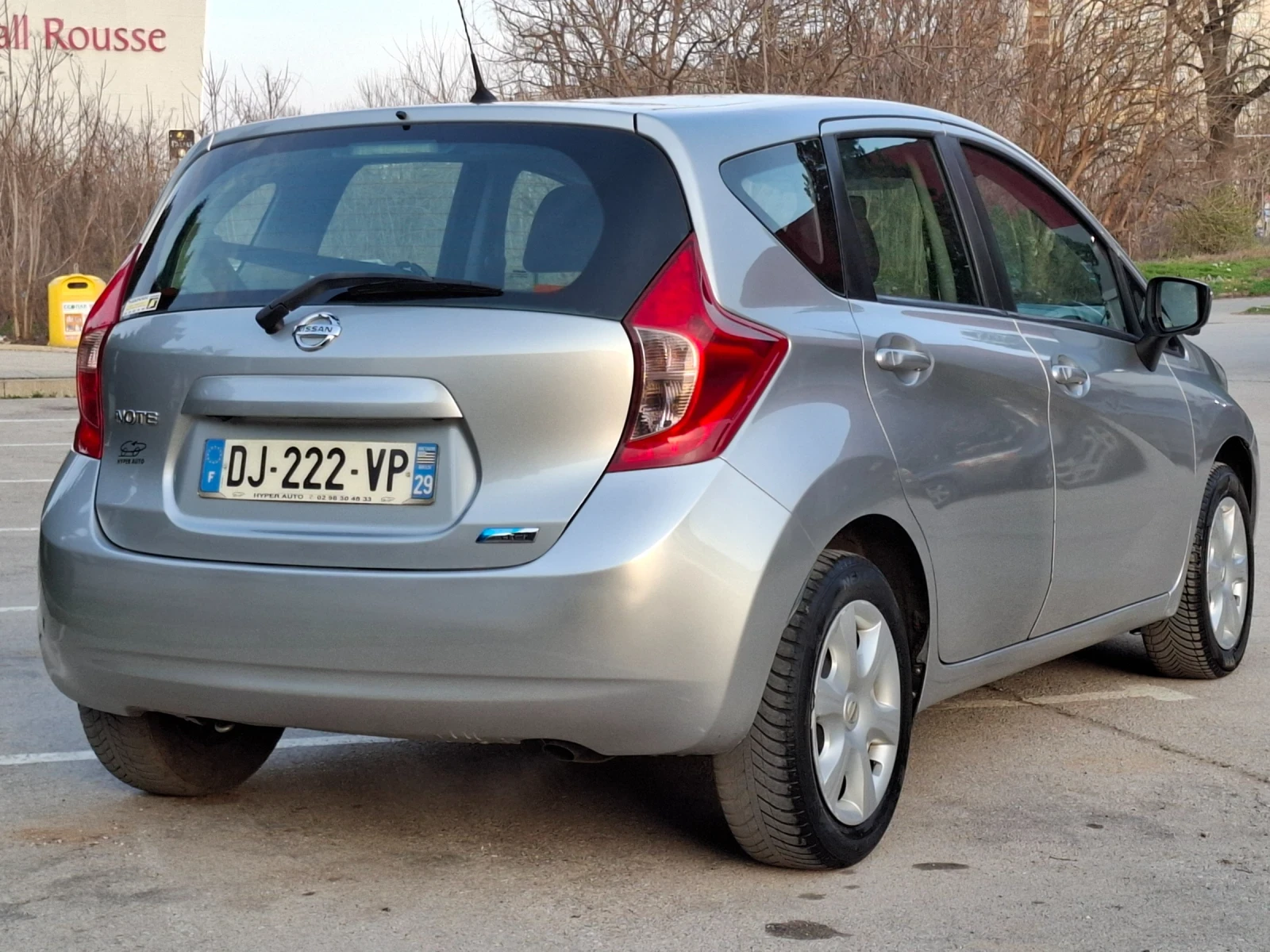 Nissan Note 1.5dCi 90hp * EURO 6 * КАМЕРИ 360 * NAVI * ЛИЗИНГ , снимка 6 - Автомобили и джипове - 53989060