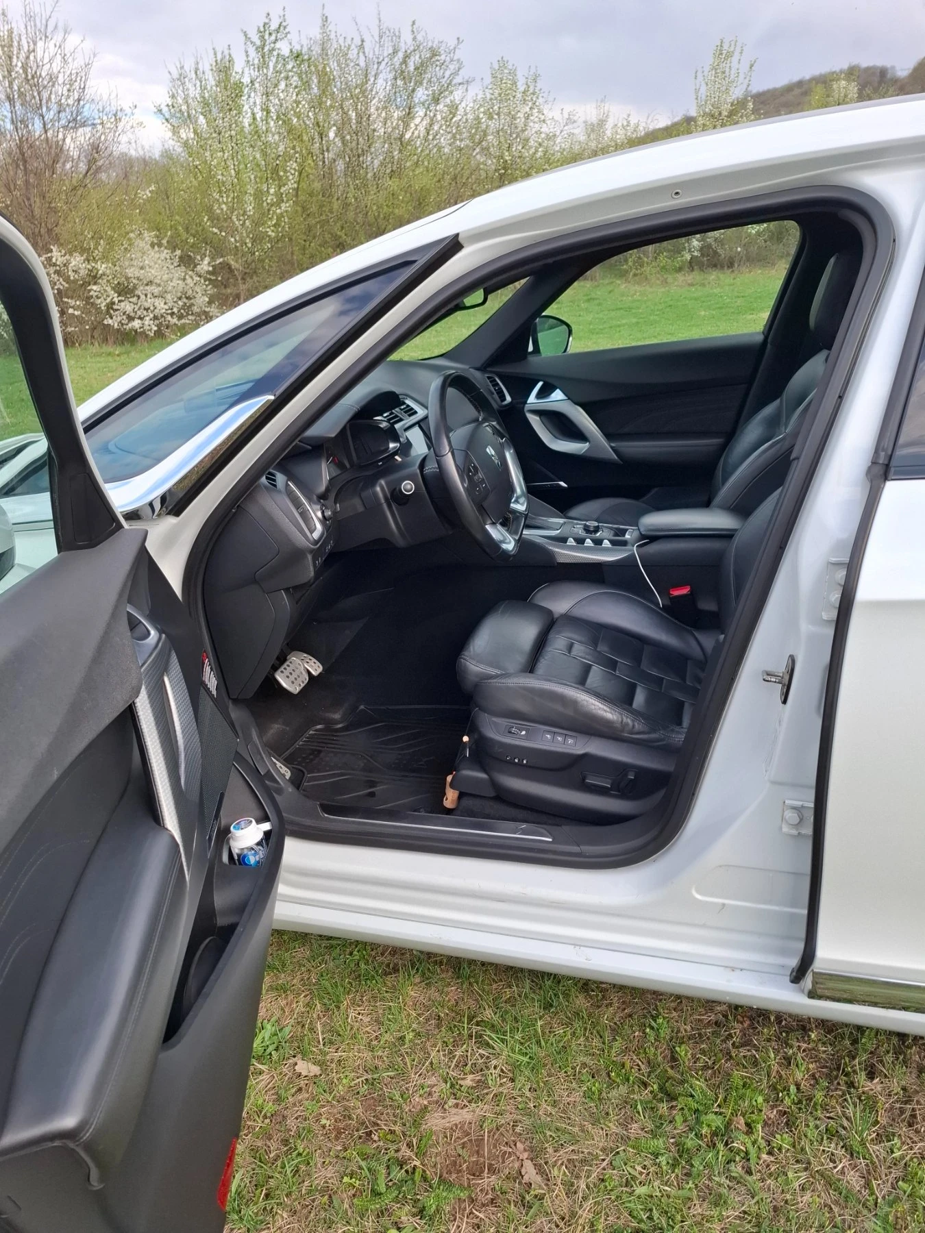 Citroen DS5 2.0hdi 163, снимка 4 - Автомобили и джипове - 54010096