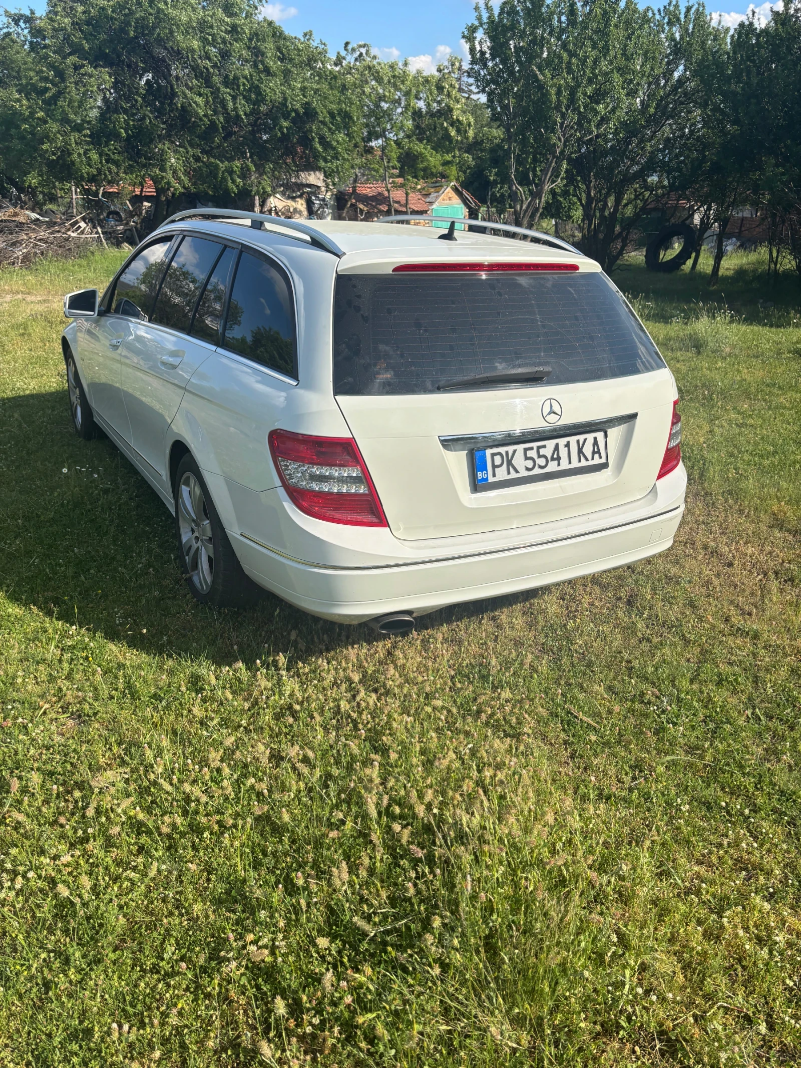Mercedes-Benz C 220, снимка 4 - Автомобили и джипове - 54732465