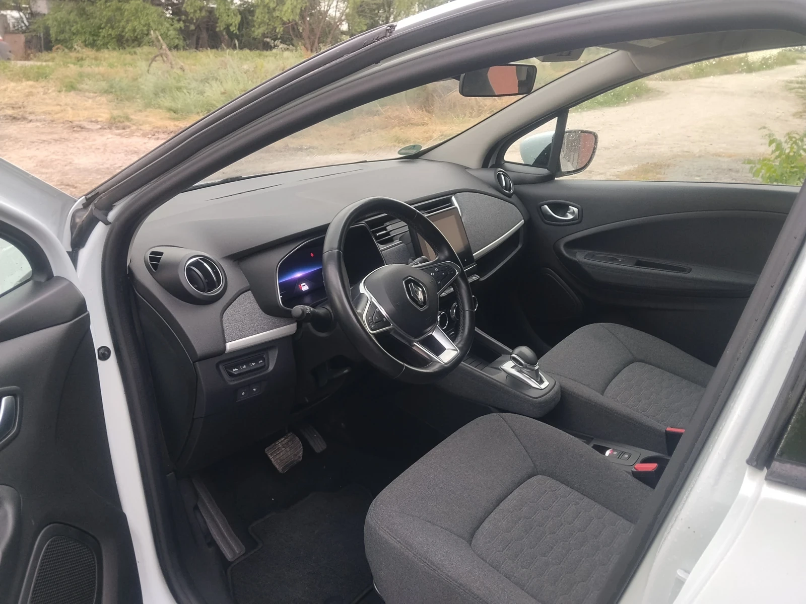 Renault Zoe CCS, снимка 15 - Автомобили и джипове - 54742134