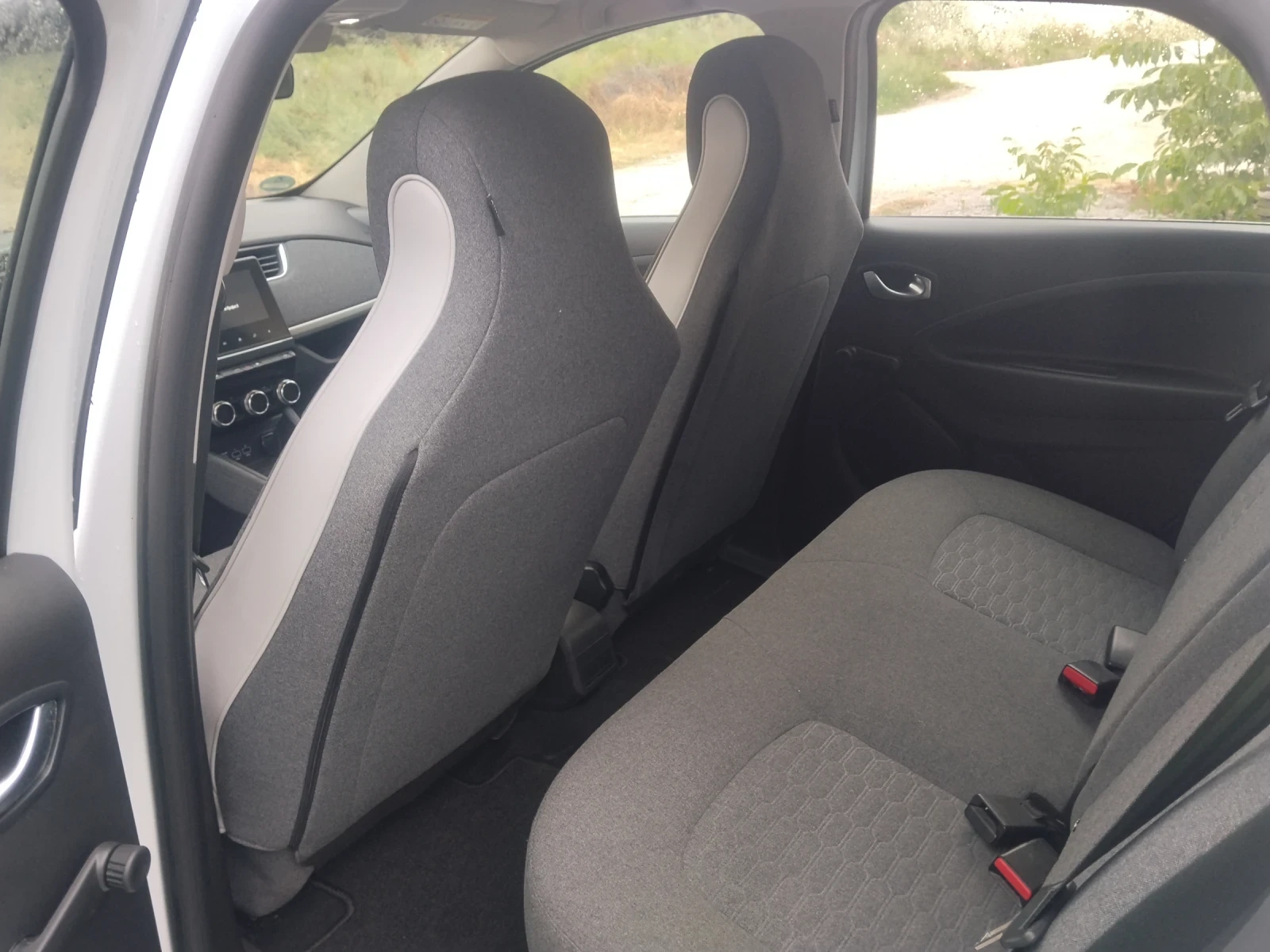 Renault Zoe CCS, снимка 13 - Автомобили и джипове - 54742134