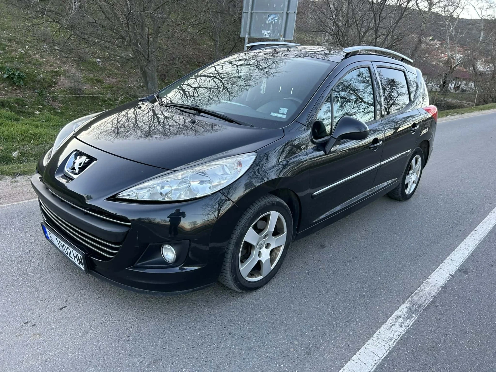 Peugeot 207 HDI, снимка 3 - Автомобили и джипове - 54810202