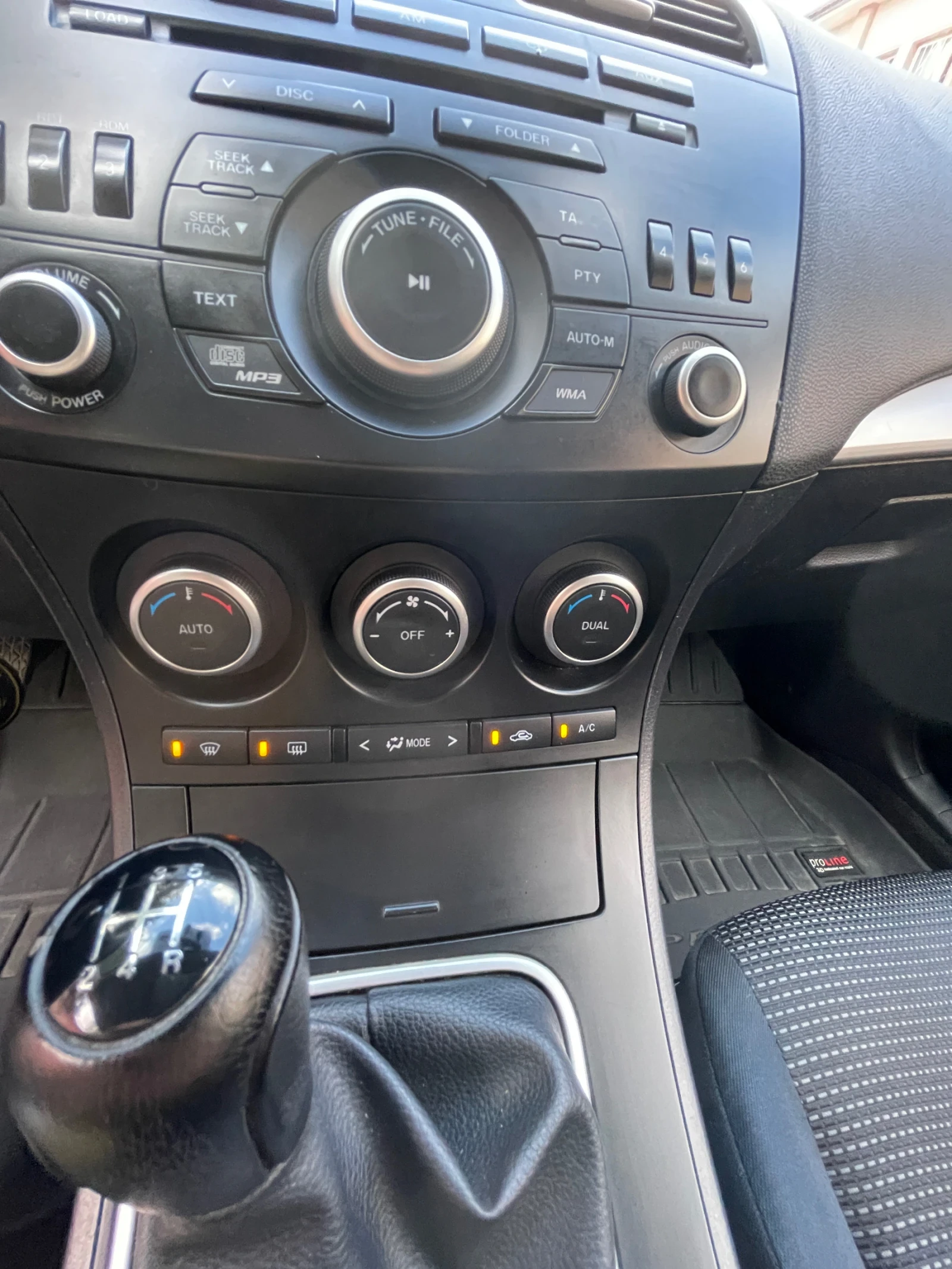 Mazda 3 BL, 1.6i, Facelift, снимка 9 - Автомобили и джипове - 54895647