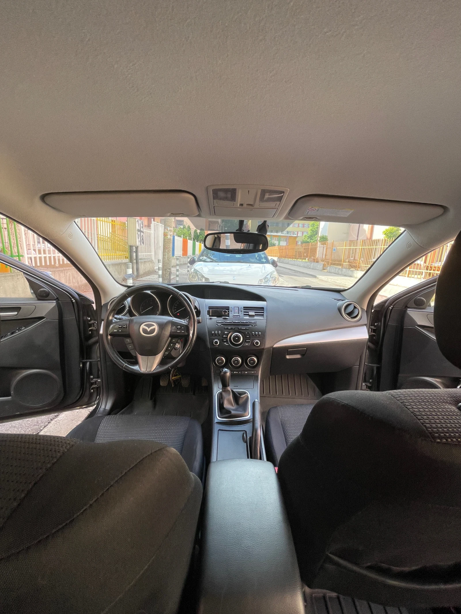 Mazda 3 BL, 1.6i, Facelift, снимка 7 - Автомобили и джипове - 54895647
