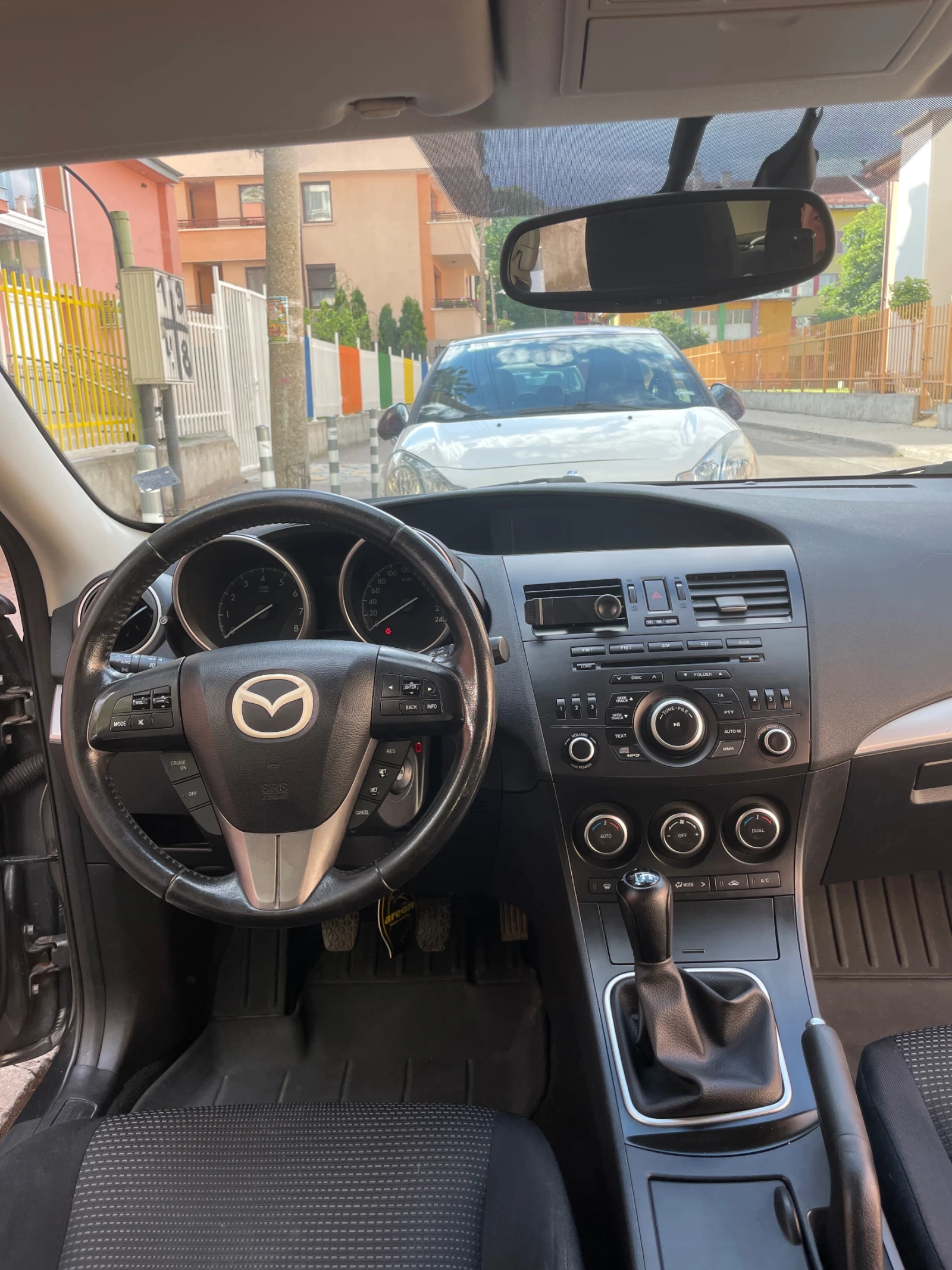 Mazda 3 BL, 1.6i, Facelift, снимка 11 - Автомобили и джипове - 54895647