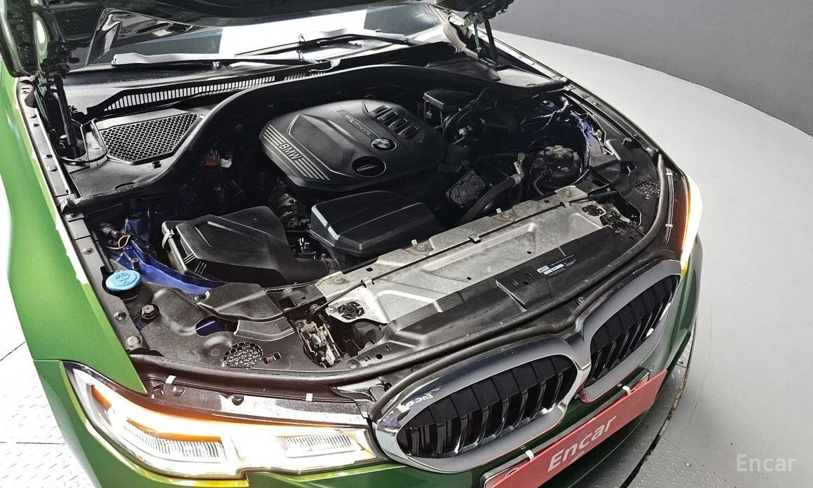 BMW 320, снимка 6 - Автомобили и джипове - 54995892