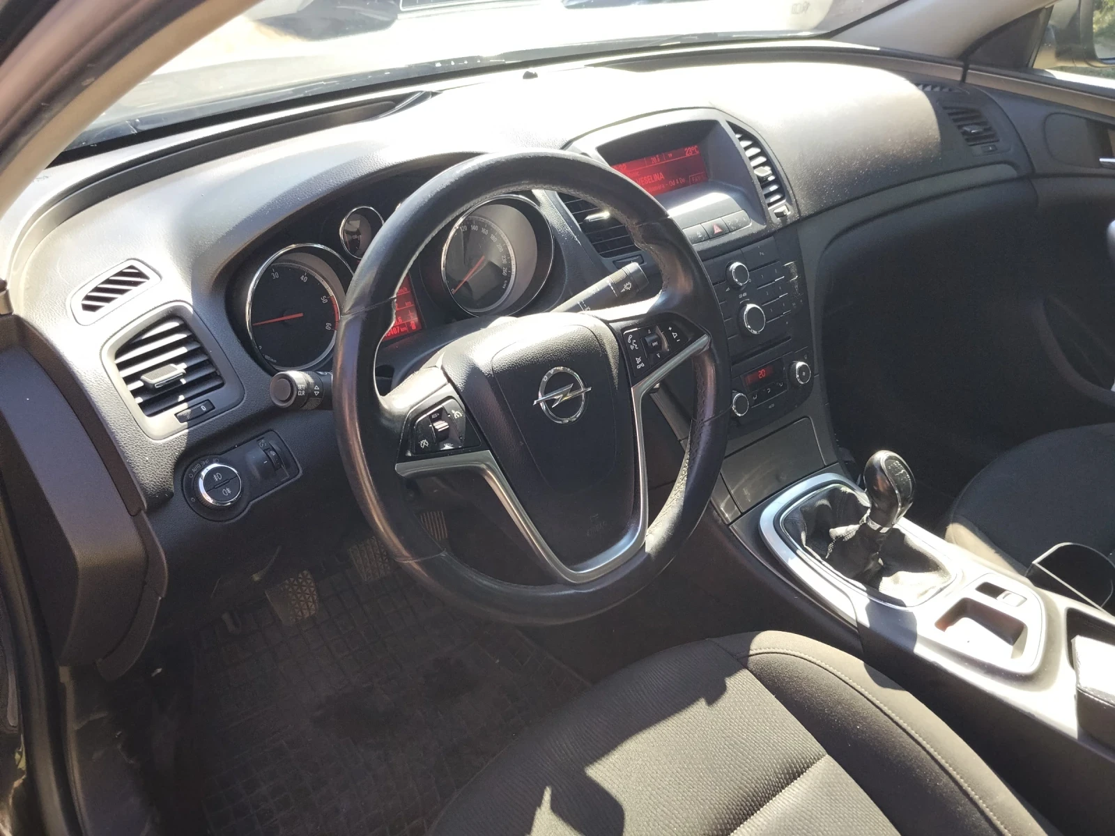 Opel Insignia 1, снимка 4 - Автомобили и джипове - 55277962