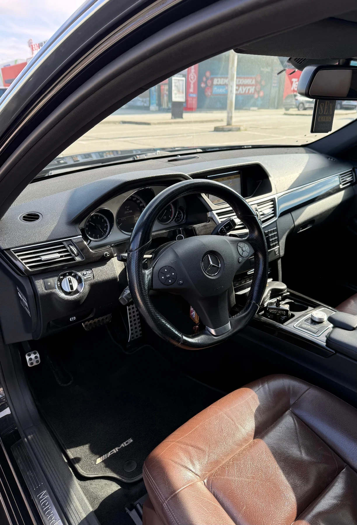 Mercedes-Benz E 350 Е350, снимка 11 - Автомобили и джипове - 55301975