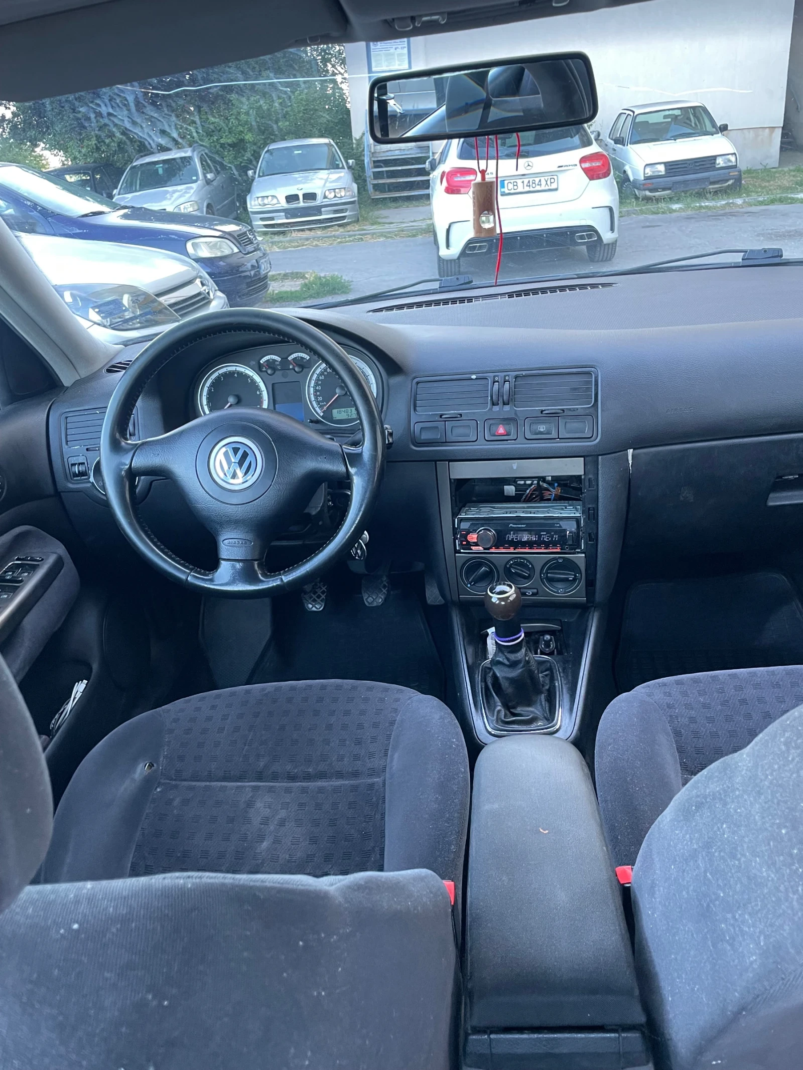 VW Bora, снимка 6 - Автомобили и джипове - 55501263