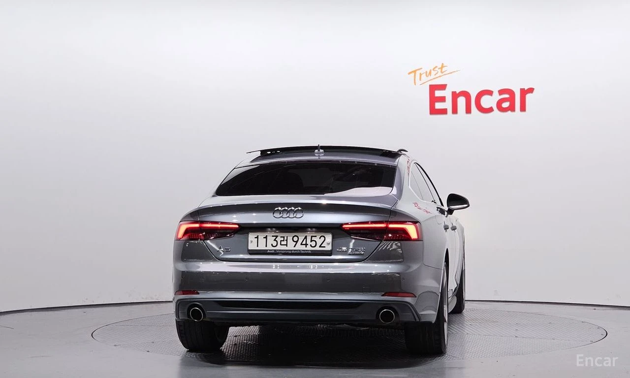 Audi A5 PREMIUM* DISTRONIC* HEAD UP* КАМЕРА* КРАЙНА ЦЕНА, снимка 3 - Автомобили и джипове - 55514327